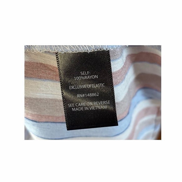 Torrid Crinkle Gauze Striped Tank - Picture 6 of 8